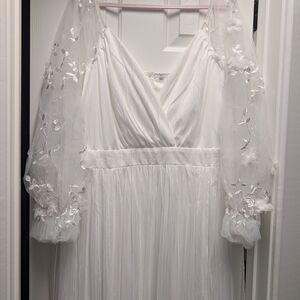 NWOT : White Floral (Wedding) Dress